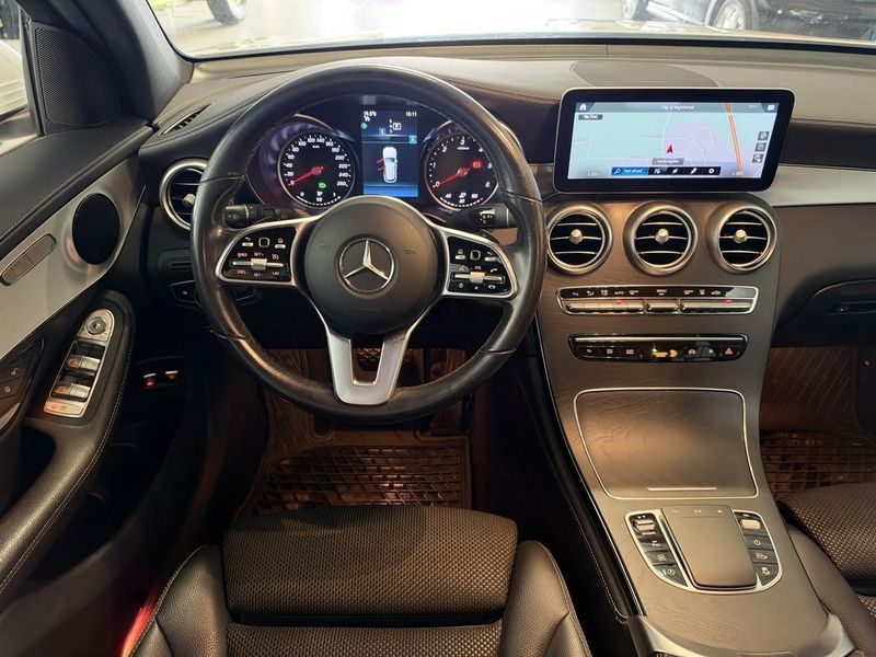 Mercedes GLC200 bild 4