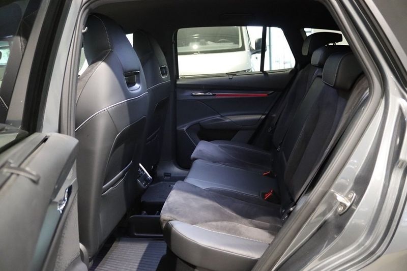 Skoda Enyaq bild 18