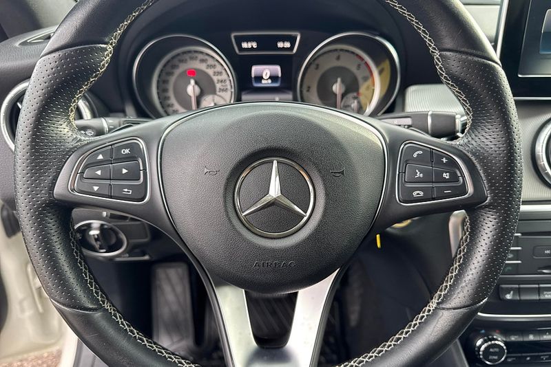 Mercedes CLA220 bild 13