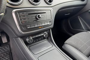 Mercedes CLA220 bild 12