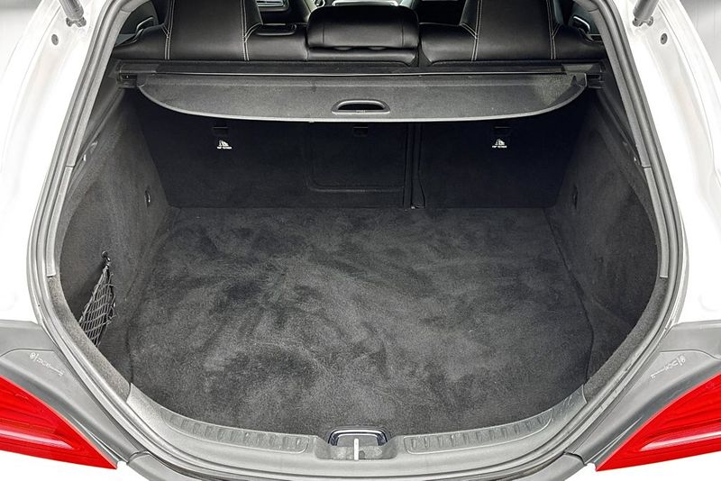 Mercedes CLA220 bild 16