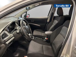 Suzuki S-CROSS bild 8