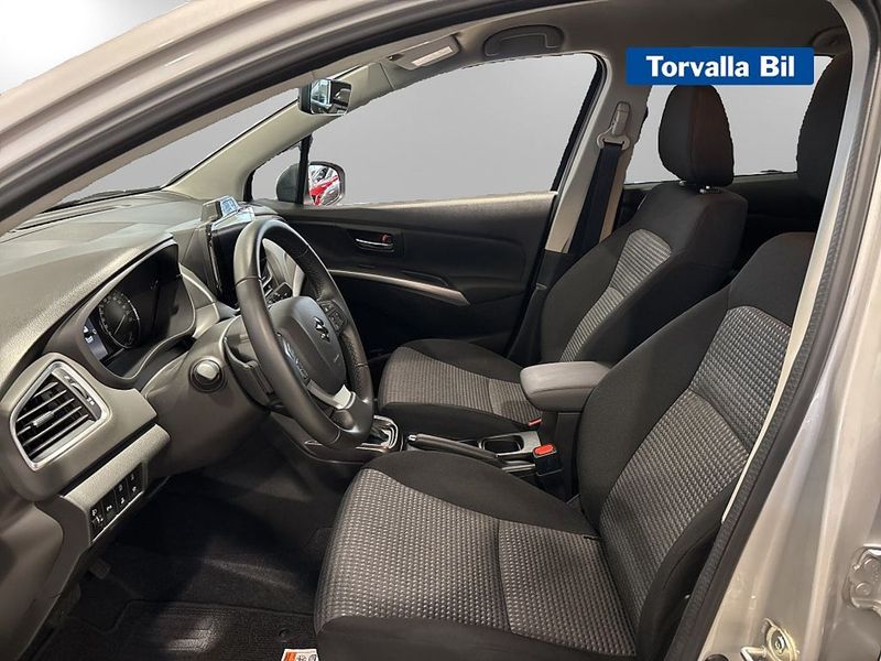 Suzuki S-CROSS bild 8
