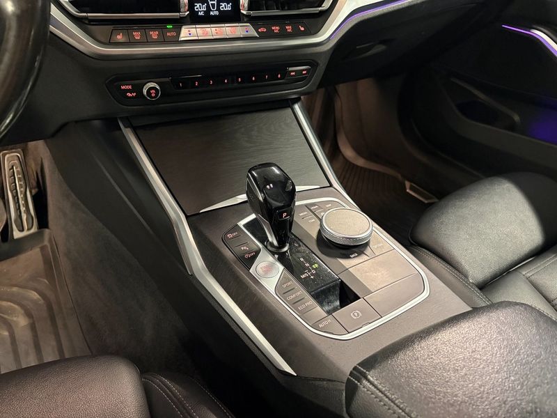 BMW 320 bild 8