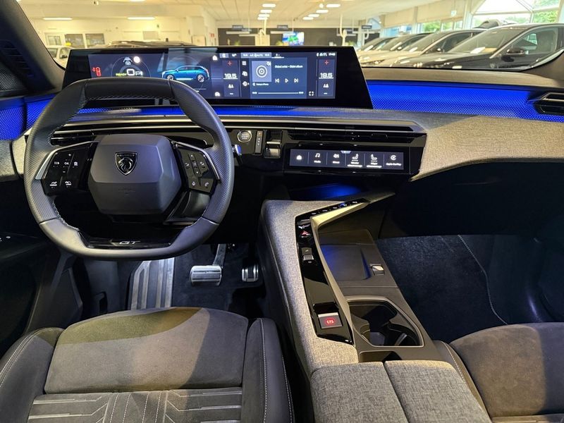 Peugeot e-5008 bild 12