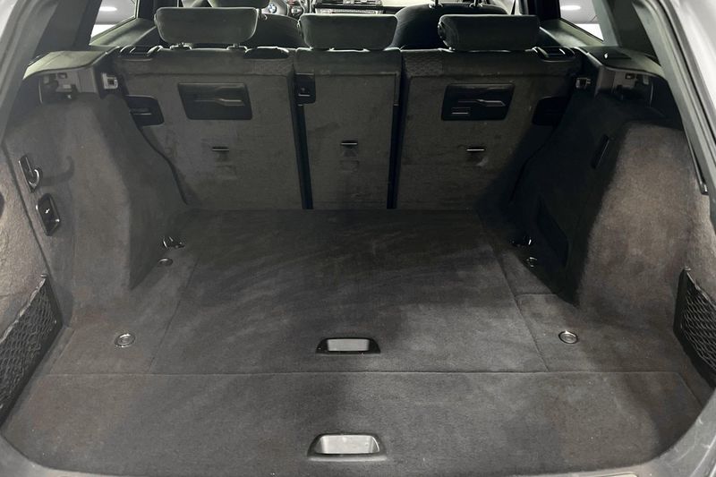 BMW 320 bild 8
