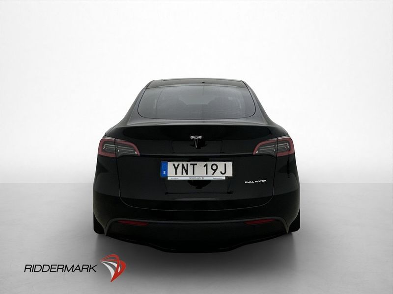 Tesla Model Y bild 8