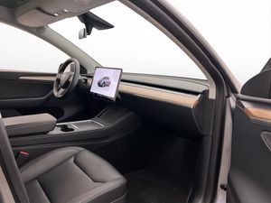 Tesla Model Y bild 29