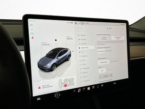 Tesla Model Y bild 21