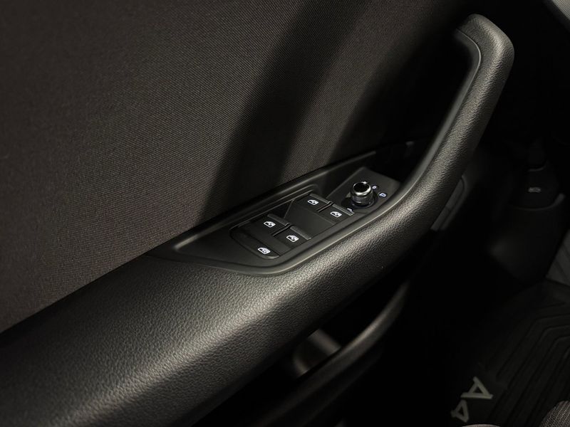 Audi A4 bild 14