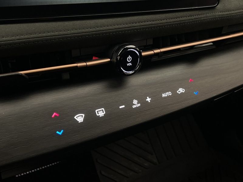 Nissan Ariya bild 24