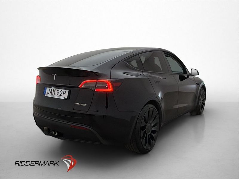 Tesla Model Y bild 8