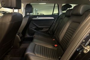 Volkswagen Passat bild 12