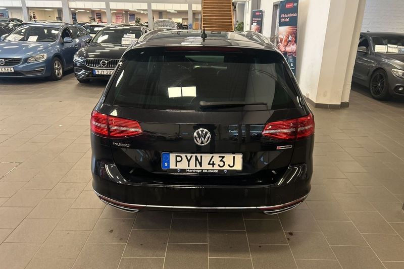Volkswagen Passat bild 8
