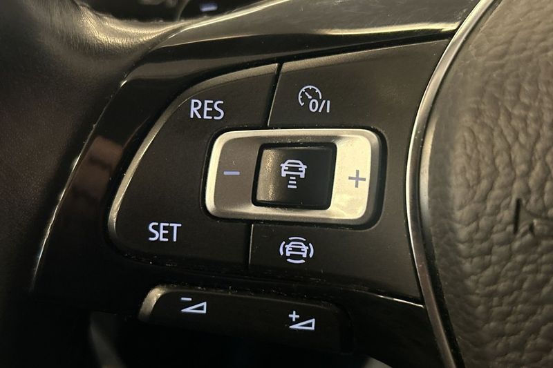 Volkswagen Passat bild 18