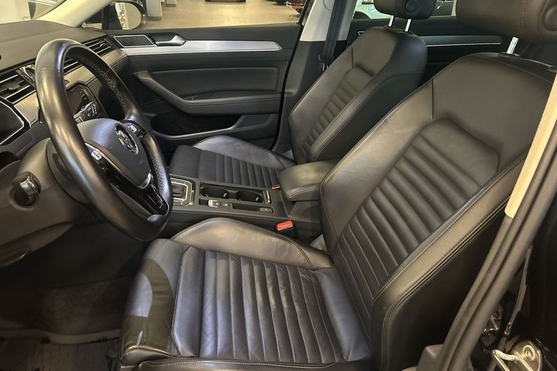 Volkswagen Passat bild 11