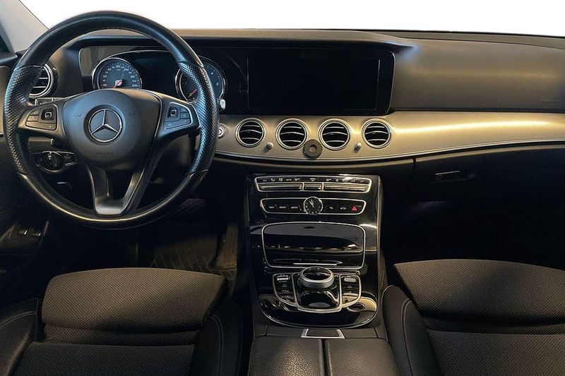 Mercedes E200 bild 11