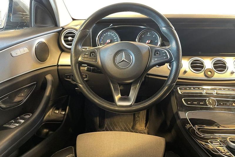 Mercedes E200 bild 12