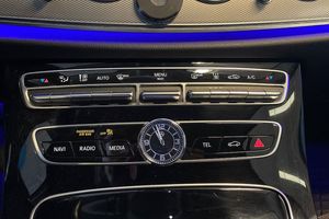 Mercedes E200 bild 16