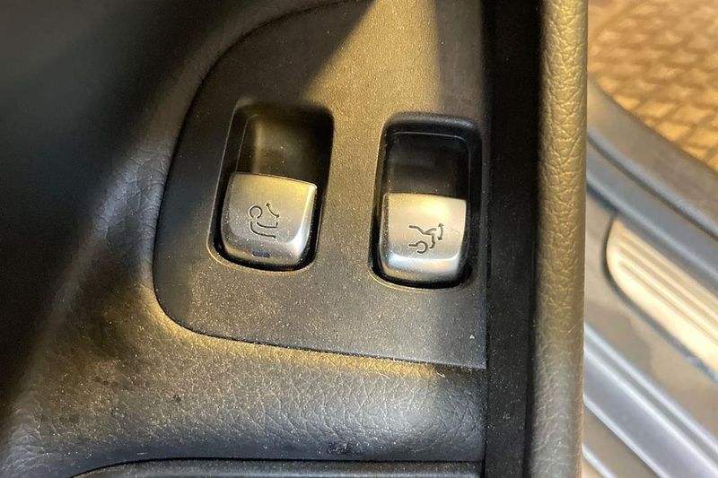 Mercedes E200 bild 26