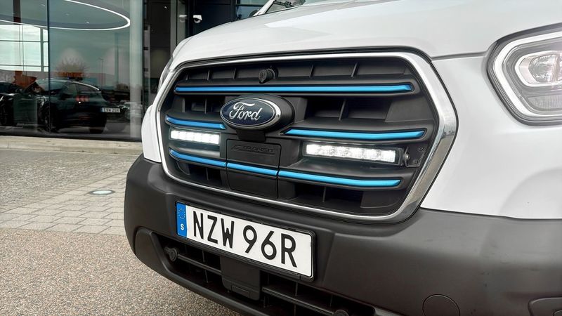 Ford E-Transit bild 17