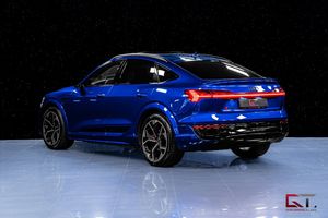 Audi SQ8 e-tron bild 6