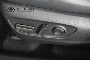 Toyota RAV4 bild 12