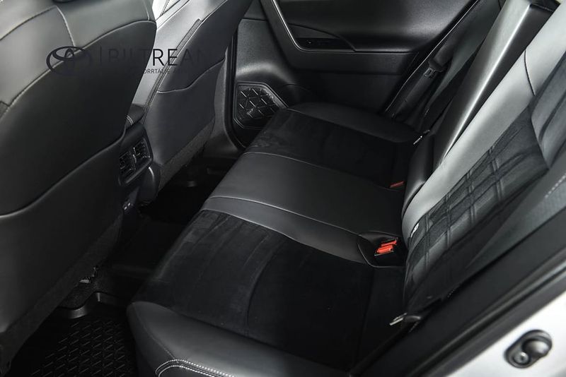 Toyota RAV4 bild 7