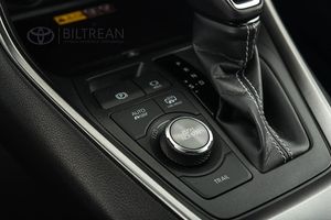 Toyota RAV4 bild 16