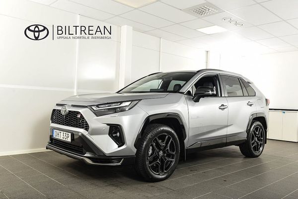Toyota RAV4 Plug-in Hybrid GR Sport JBL Dragkrok V-hjul - 2025