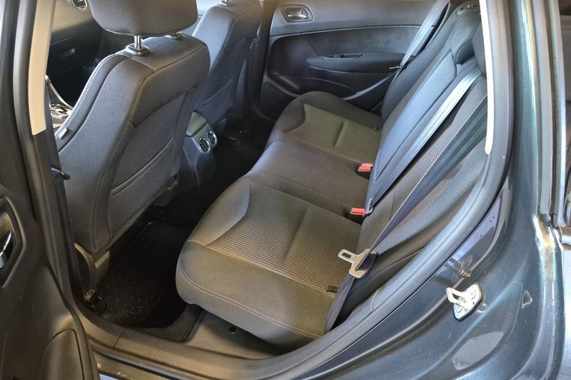 Peugeot 308 SW bild 7