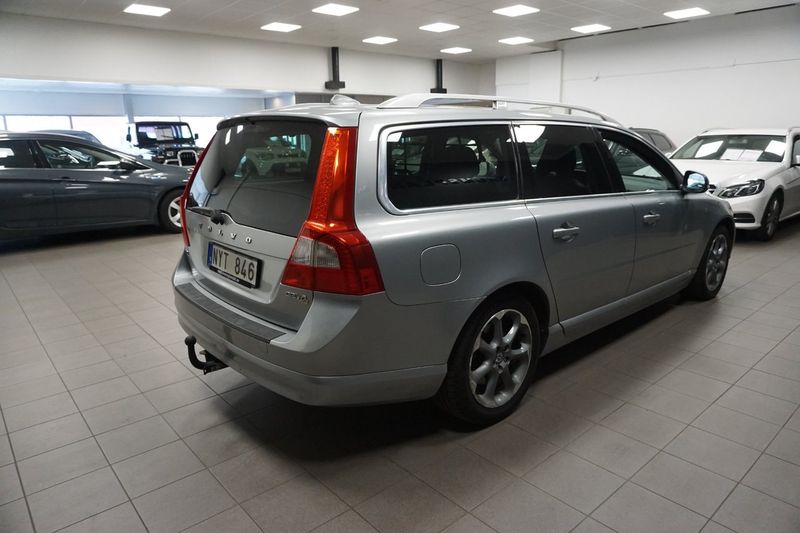 Volvo V70 bild 8