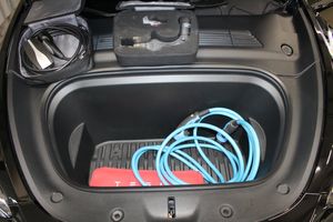Tesla Model Y bild 26