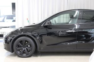 Tesla Model Y bild 6