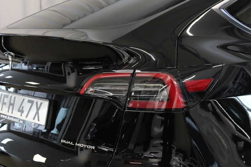 Tesla Model Y bild 11
