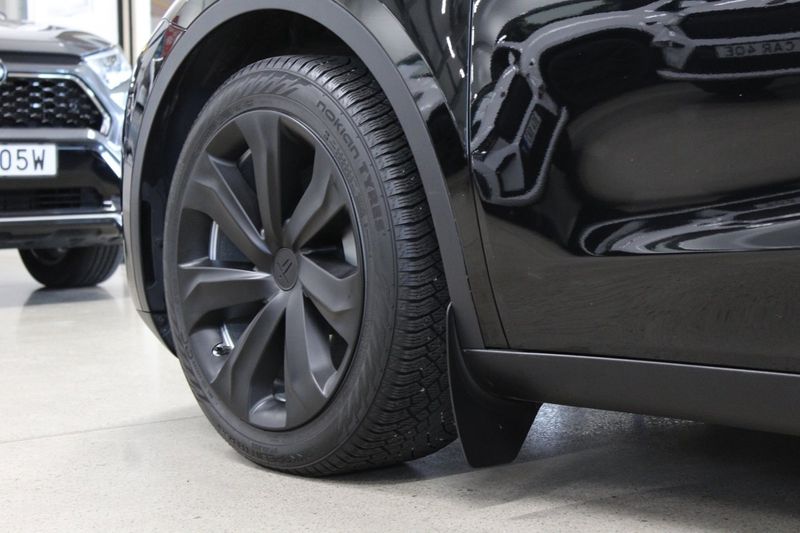 Tesla Model Y bild 14