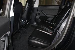 Tesla Model Y bild 20