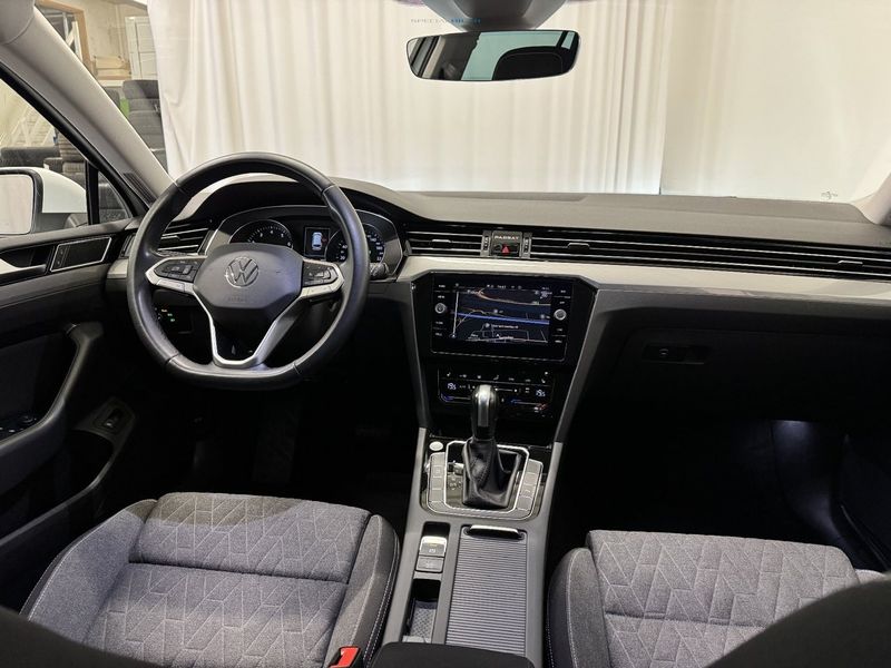 Volkswagen Passat bild 17