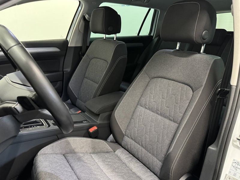 Volkswagen Passat bild 5