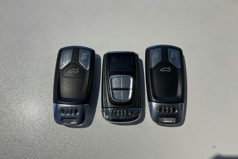 Audi A4 bild 13