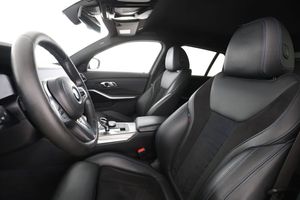 BMW 330 bild 11