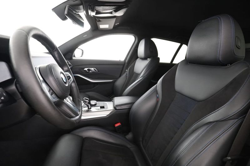 BMW 330 bild 11