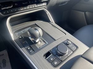 Mazda CX-80 bild 17