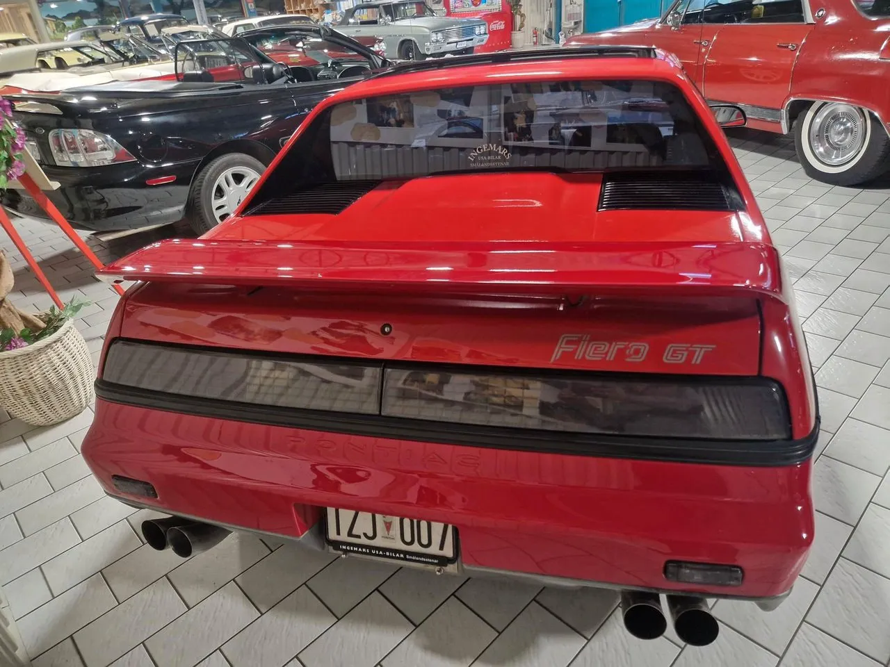 Vehicle image 11