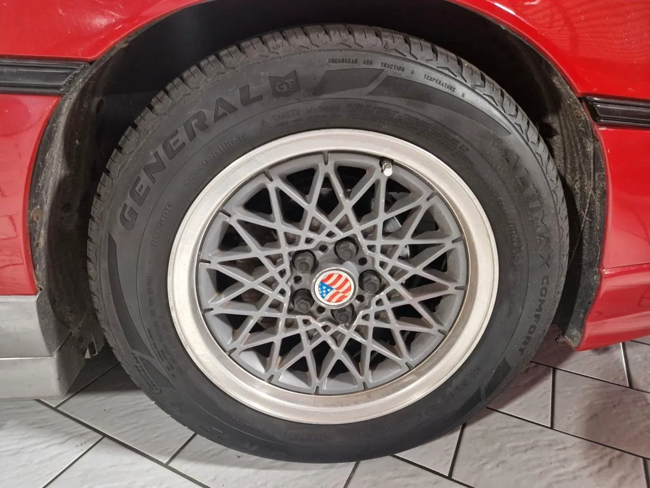 Vehicle image 7