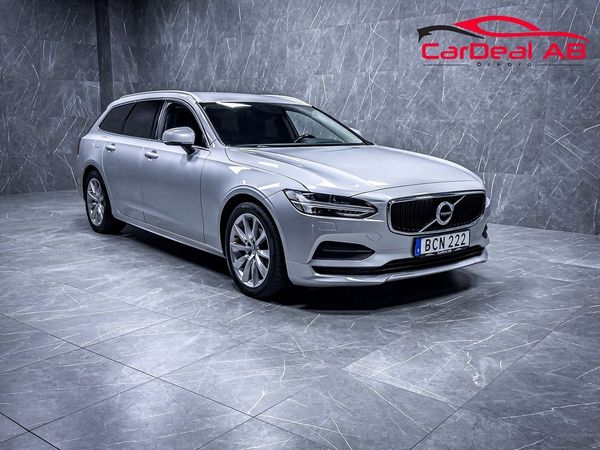 Volvo V90 D4 AWD Geartronic 190hk Momentum Värmare Navi Adaptiv - 2019
