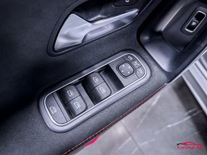 Mercedes CLA200 bild 28