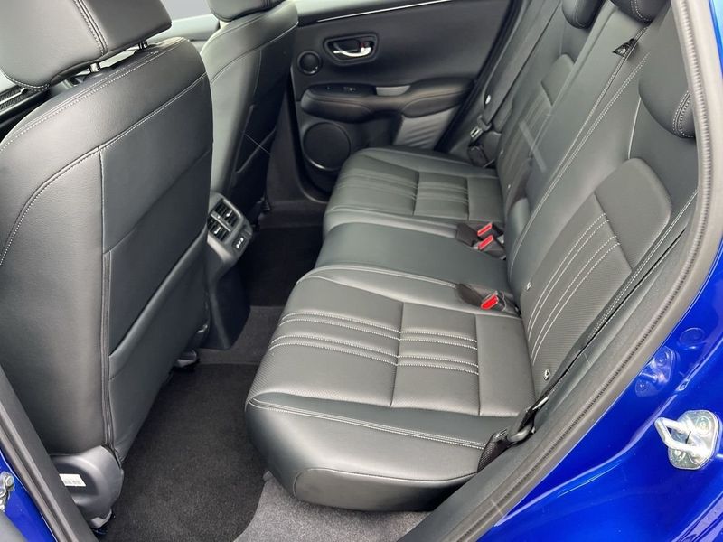Honda ZR-V bild 7
