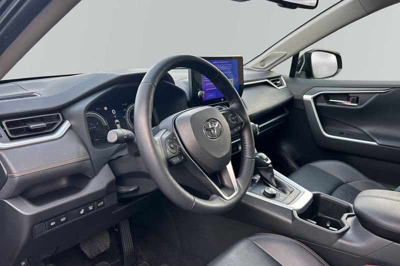 Toyota RAV4 bild 10