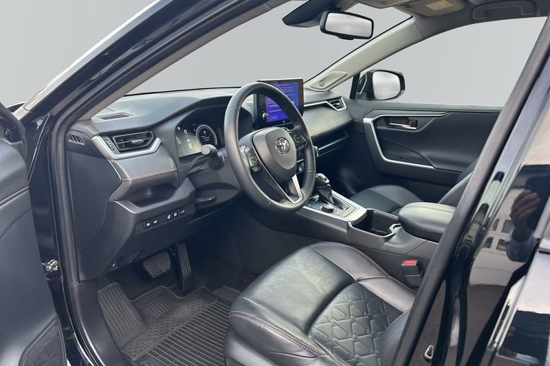 Toyota RAV4 bild 9